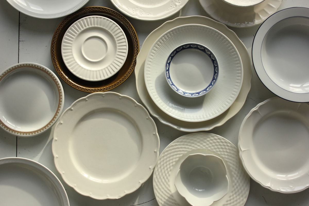 Stoneware dinner set